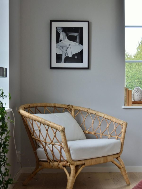 pexels-algrey-3705539